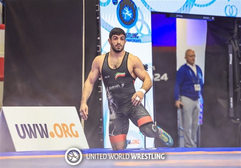 140308121917524431345524